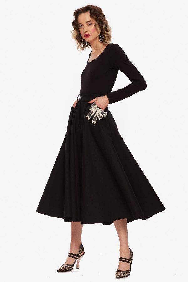 Fusta Neagra Ampla “Funda”