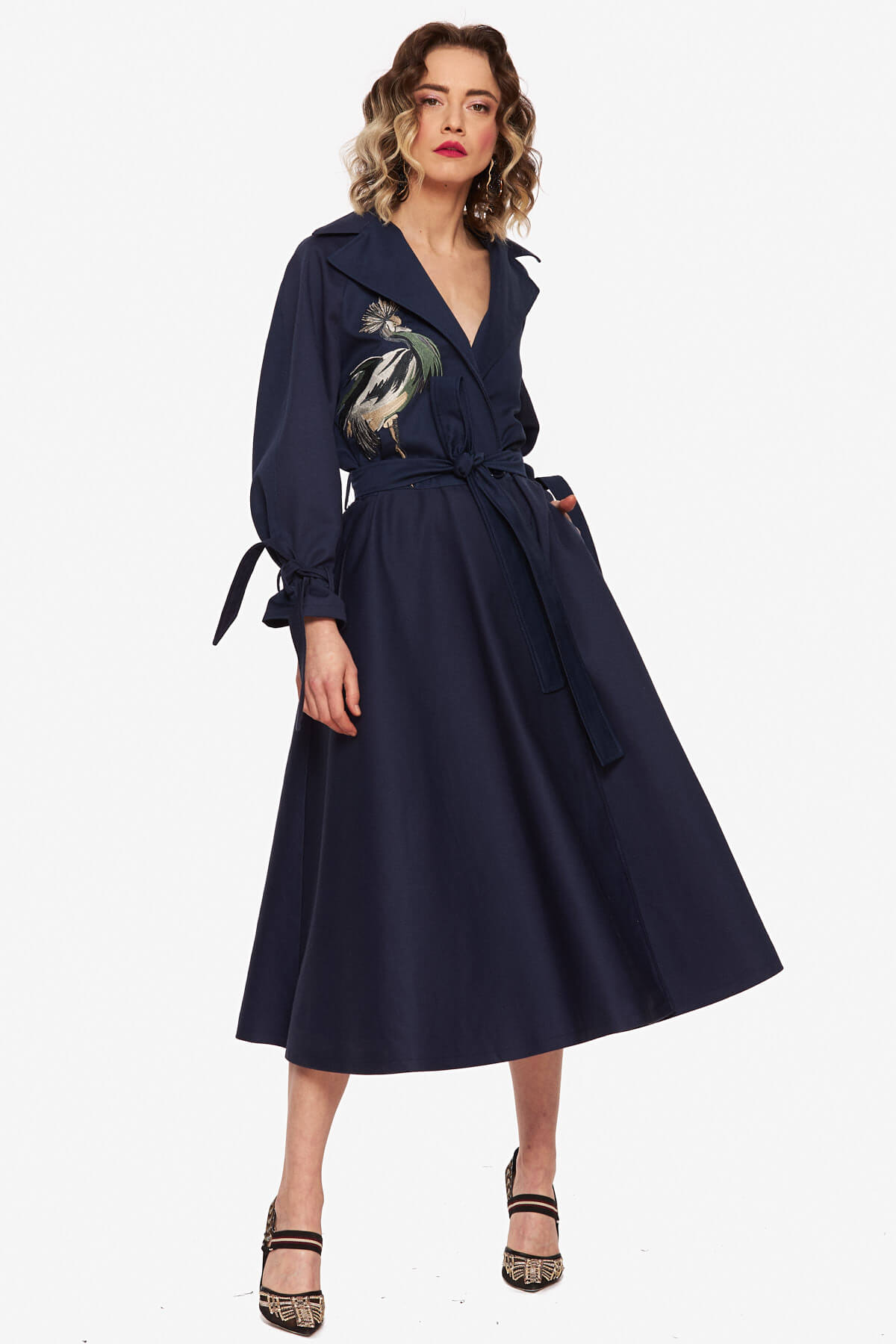 Parpalac Bleumarin “Cocor Incoronat” - imagine 4