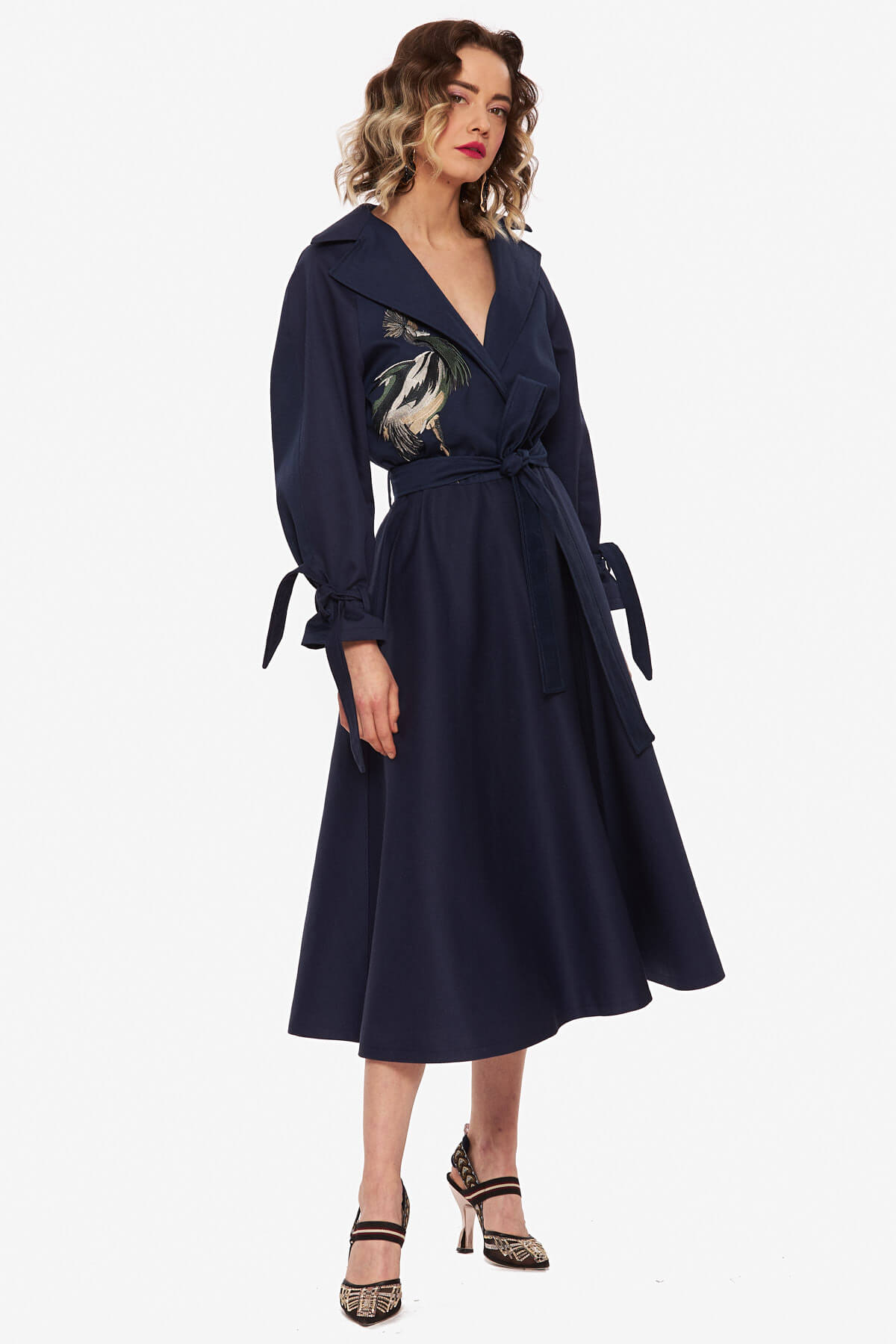 Parpalac Bleumarin “Cocor Incoronat” - imagine 8