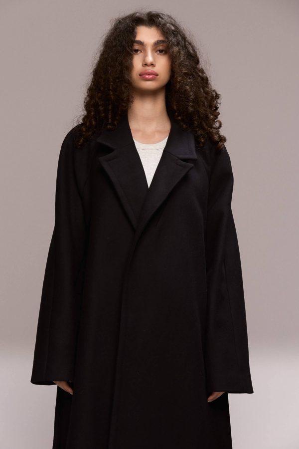 belt to cinch the loose fit.