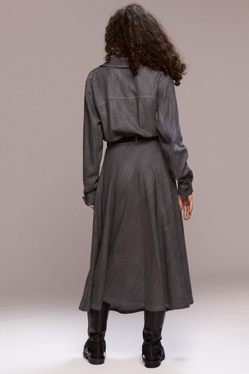 model is 1,78 and wears size 36