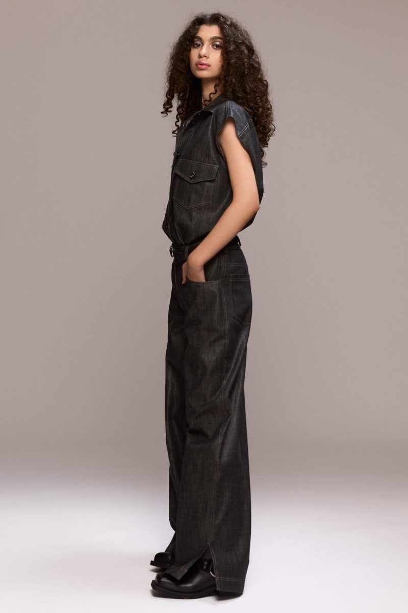 model is 1,78 and wears size 38