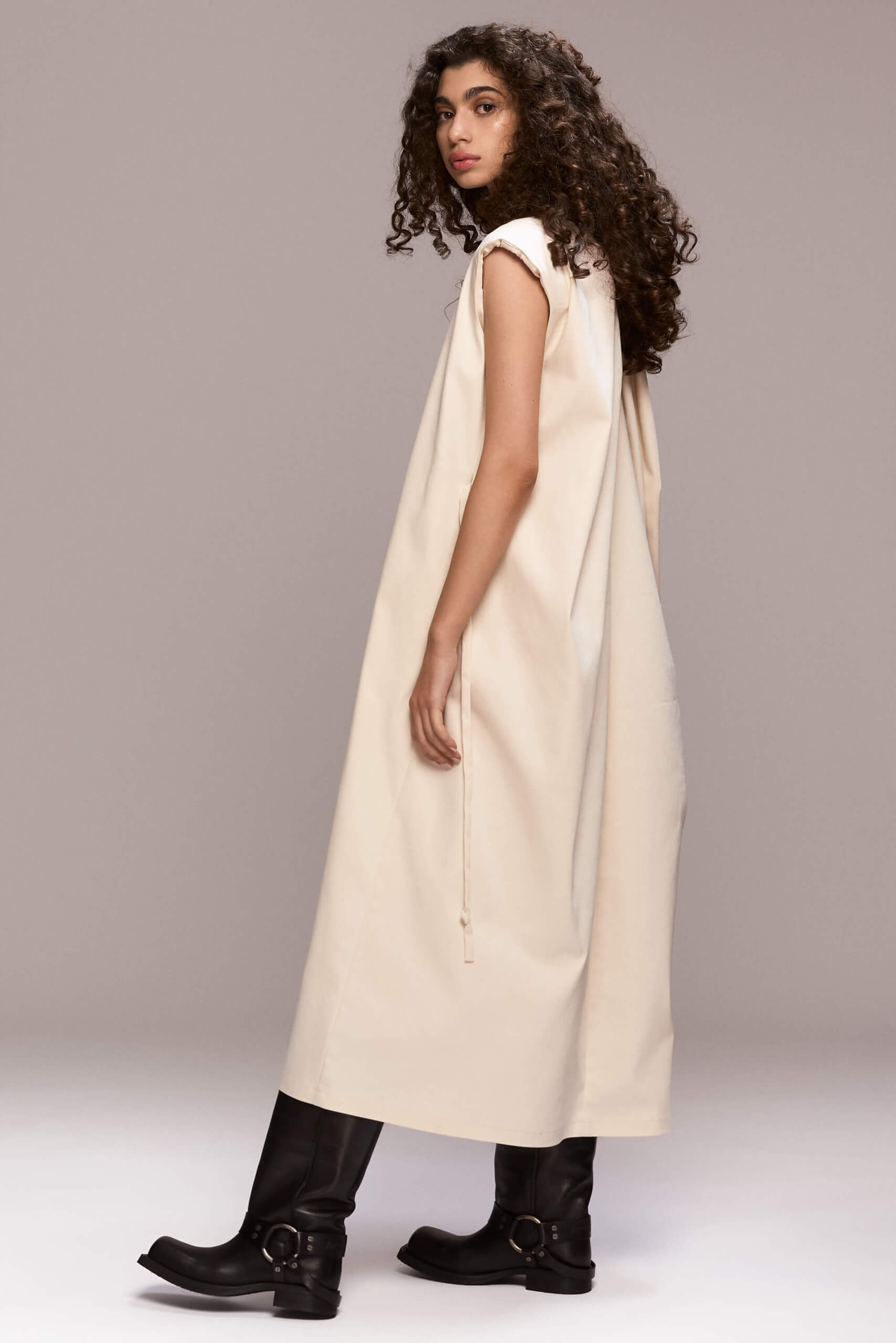 73 % cotton 24 % polyester 3 % elastane