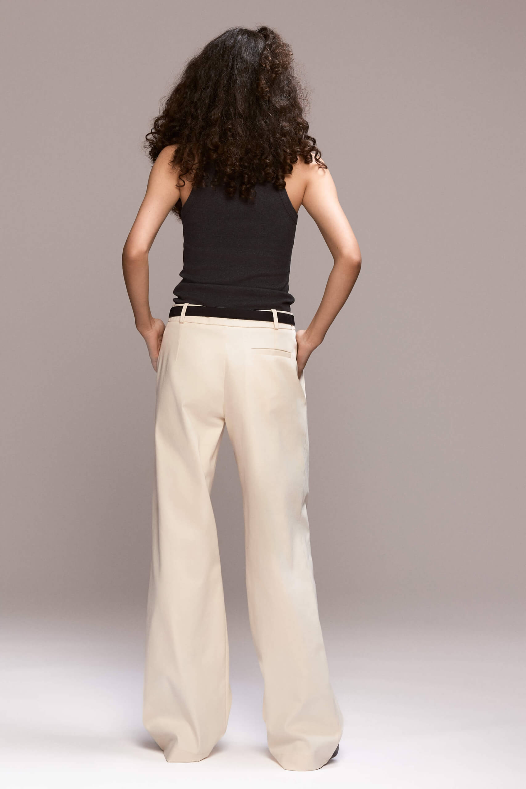 73 % cotton 24 % polyester 3 % elastane