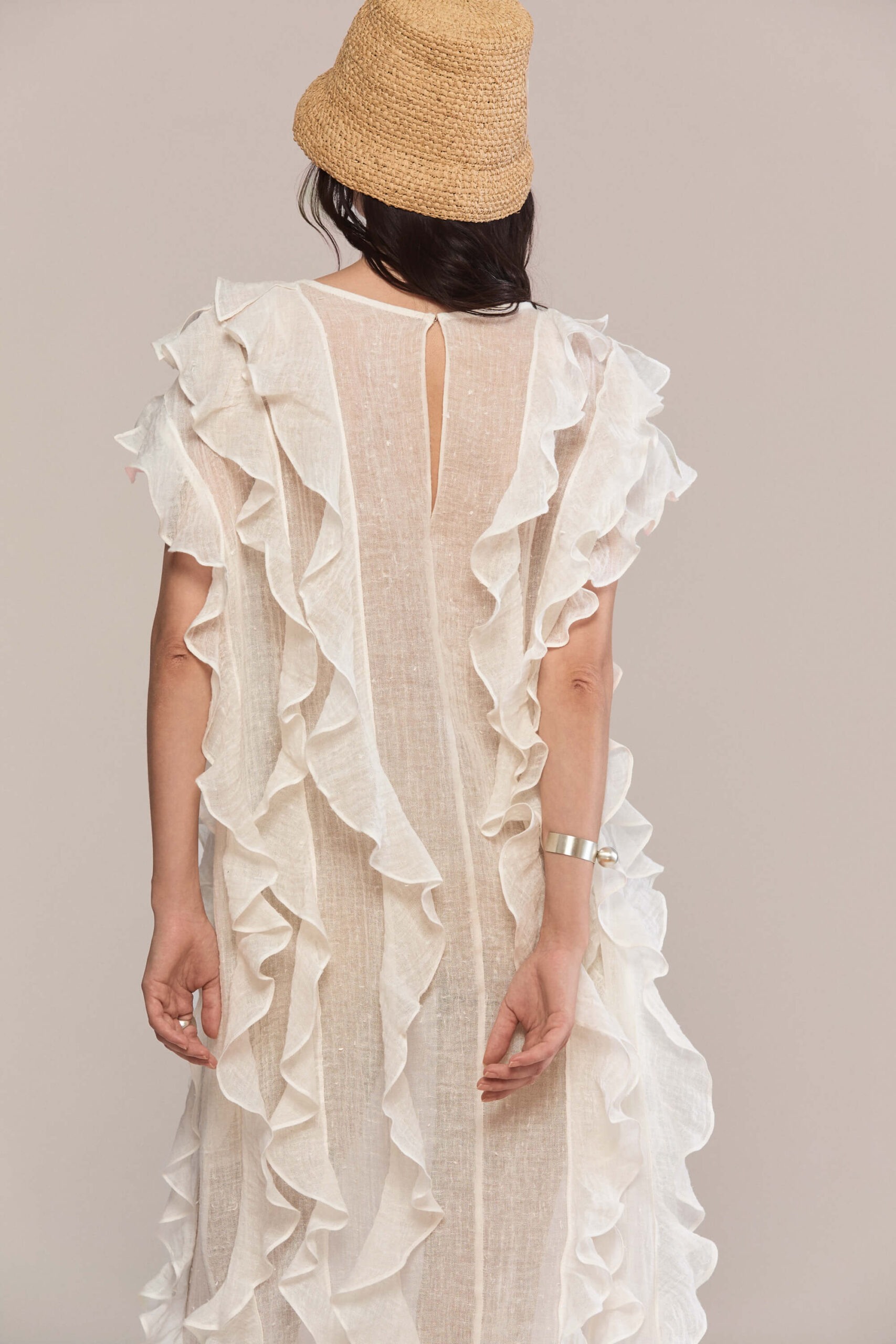 model is 1,78 and wears size 36