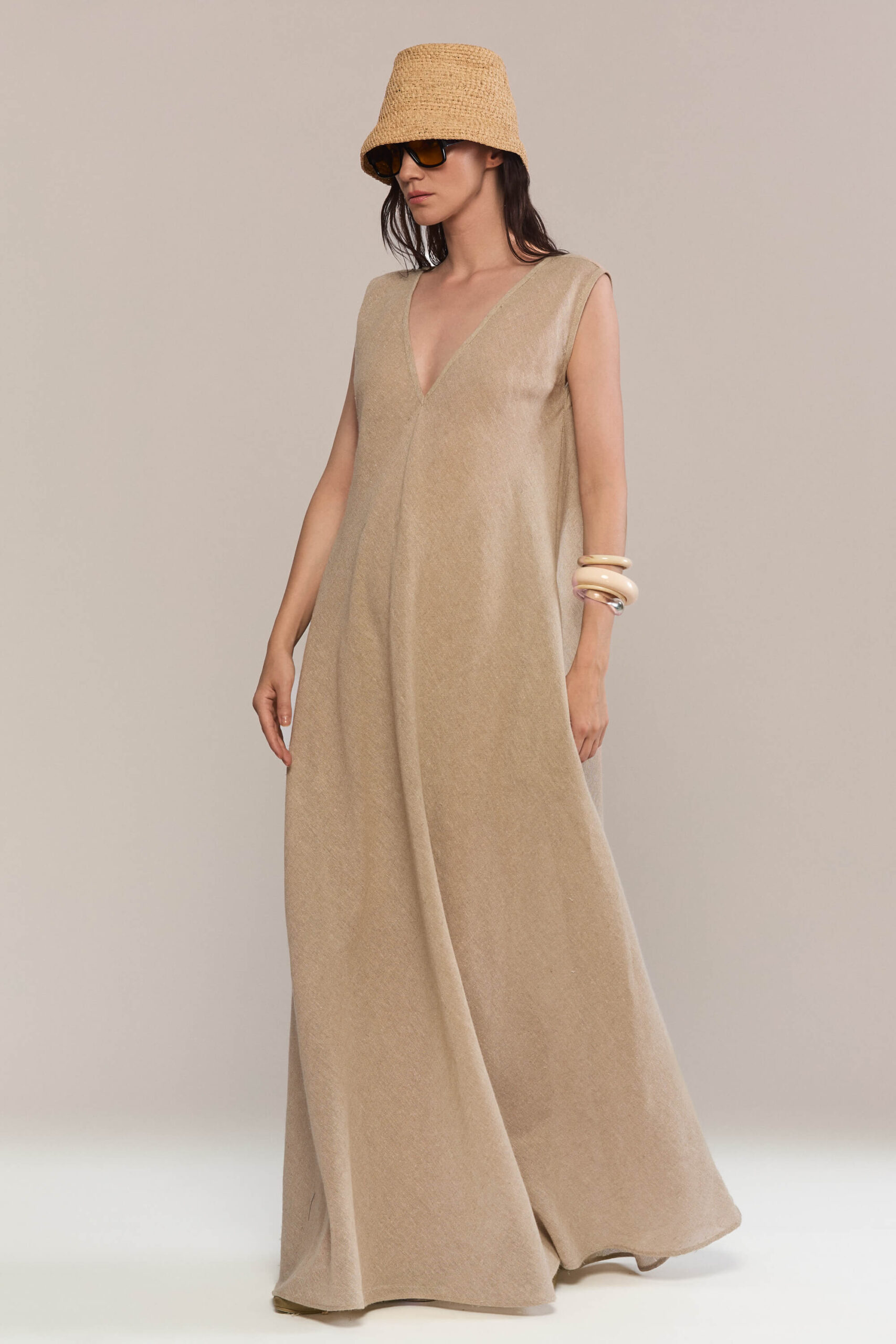 model is 1,78 and wears size 36