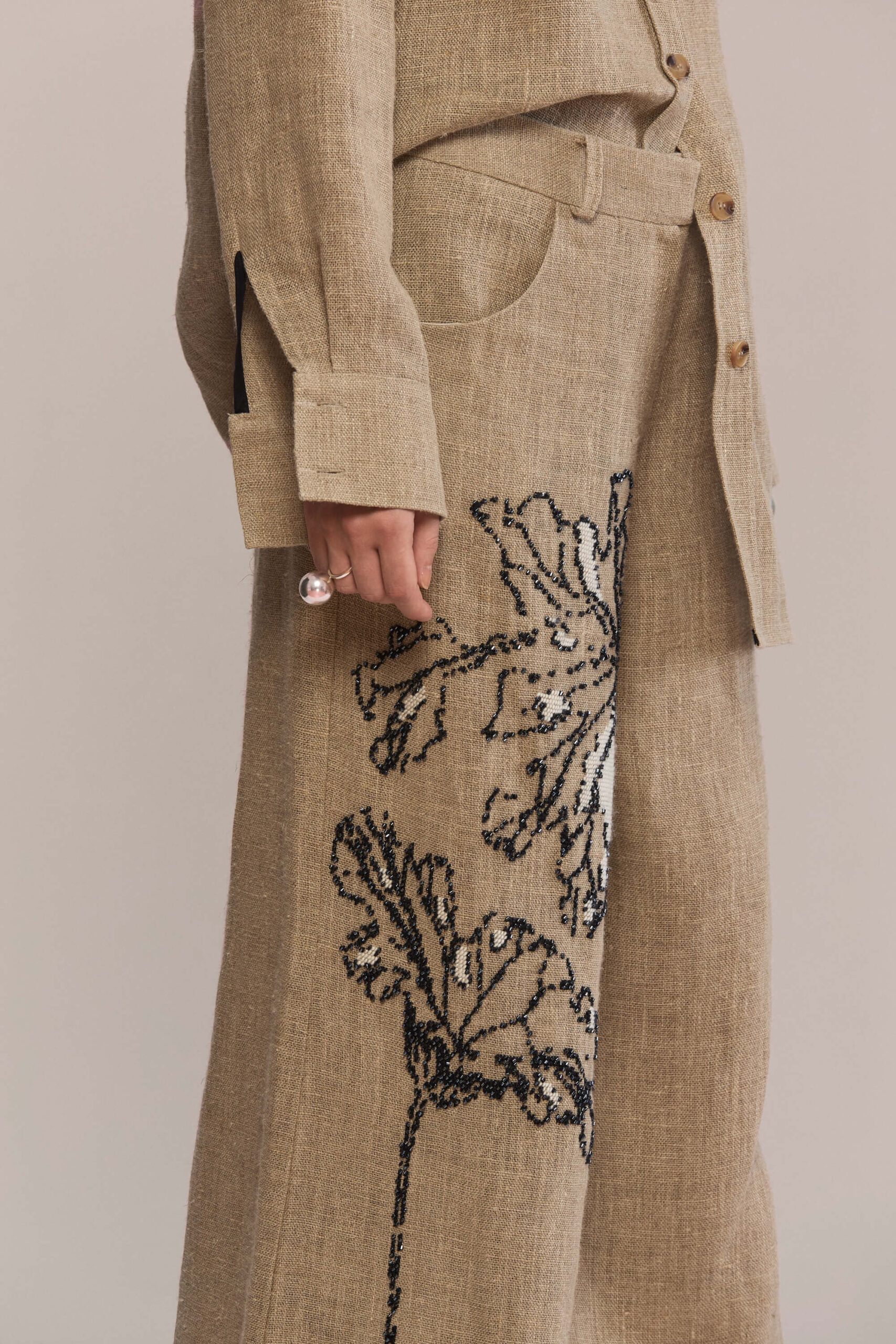 model is 1,78 and wears size 36